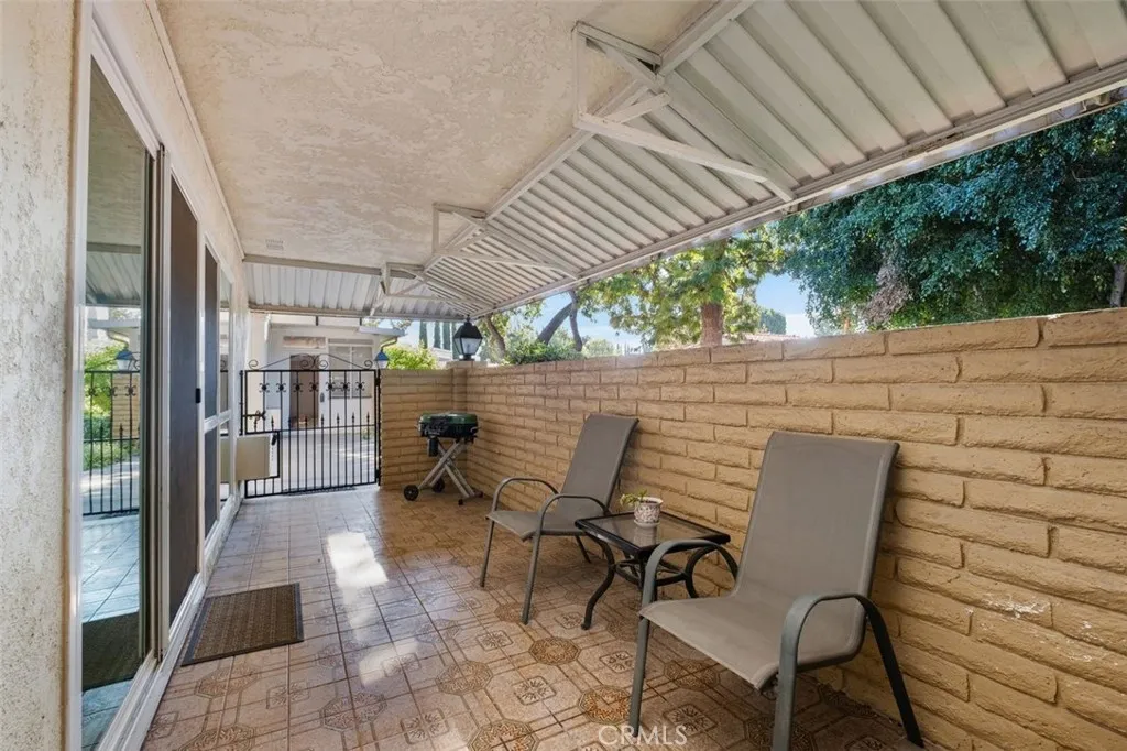 2118 Via Puerta home-pic-33