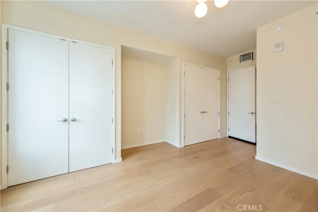 889 Francisco 1911, Los Angeles, California 90017 home-pic-17