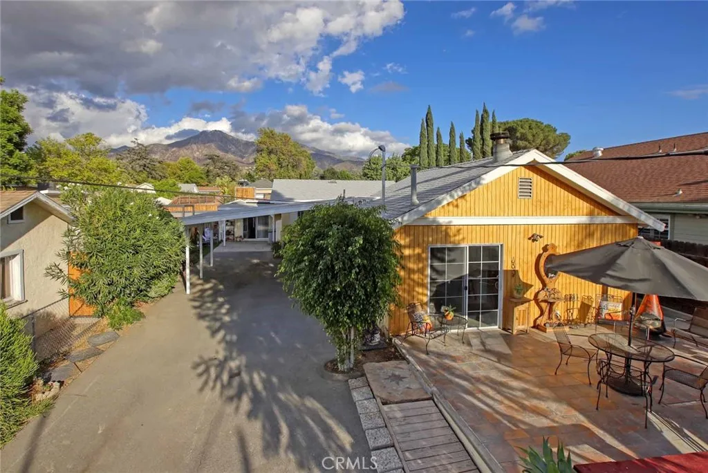 11034 Scoville Avenue, Sunland, California 91040 home-pic-0