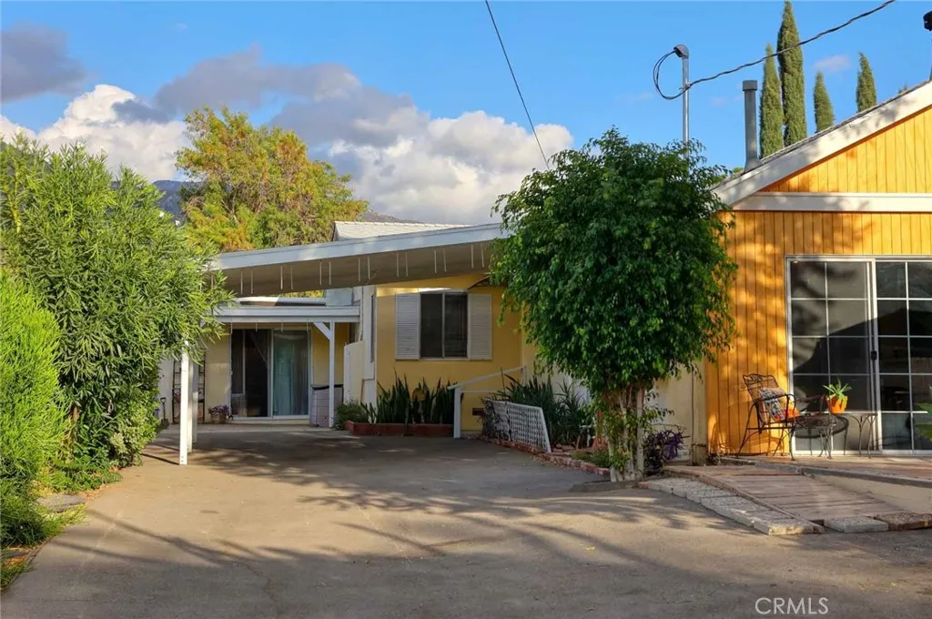 11034 Scoville Avenue, Sunland, California 91040 home-pic-29