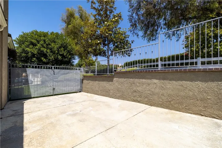 Side yard