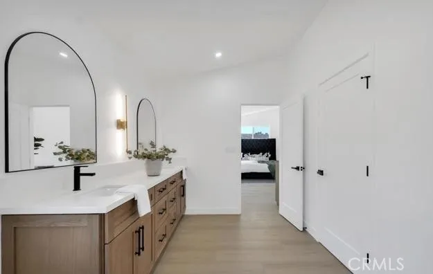 2512 Kensington Avenue, Thousand Oaks, California 91362