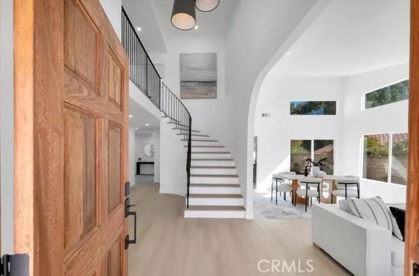2512 Kensington Avenue, Thousand Oaks, California 91362
