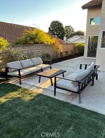 2512 Kensington Avenue, Thousand Oaks, California 91362