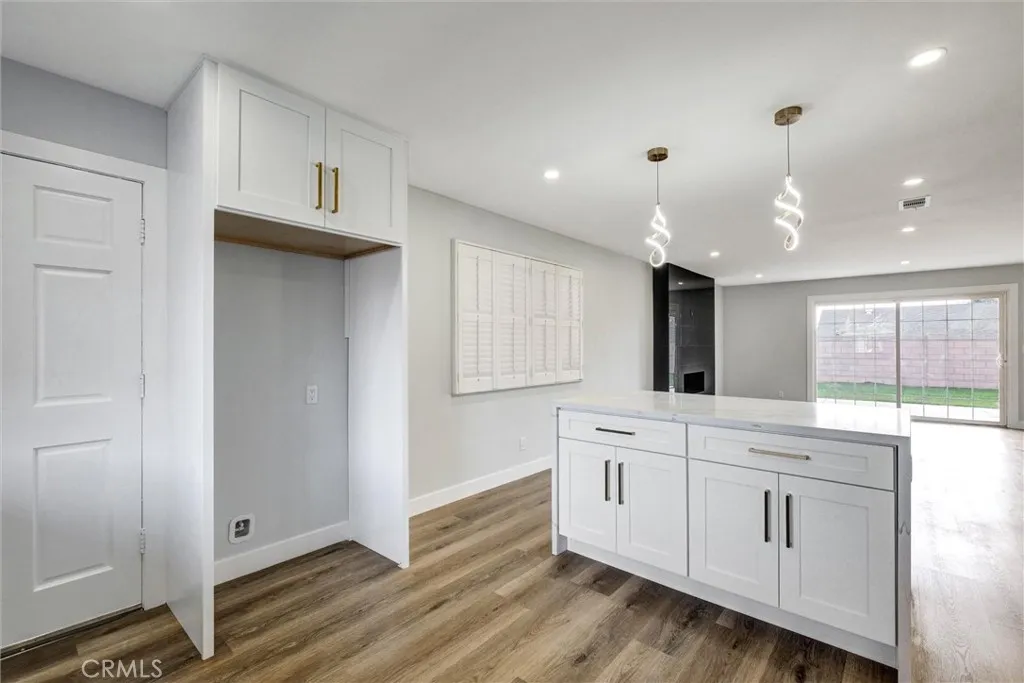 19407 Cliveden, Carson, California 90746 home-pic-4