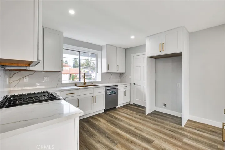 19407 Cliveden, Carson, California 90746