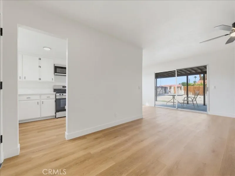 31495 Avenida Valdez, Cathedral City, California 92234 home-pic-5