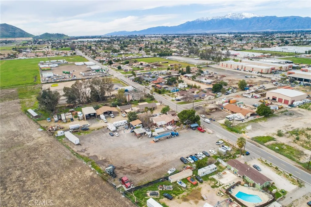 19597 Jurupa Avenue, Bloomington, California 92316 home-pic-43