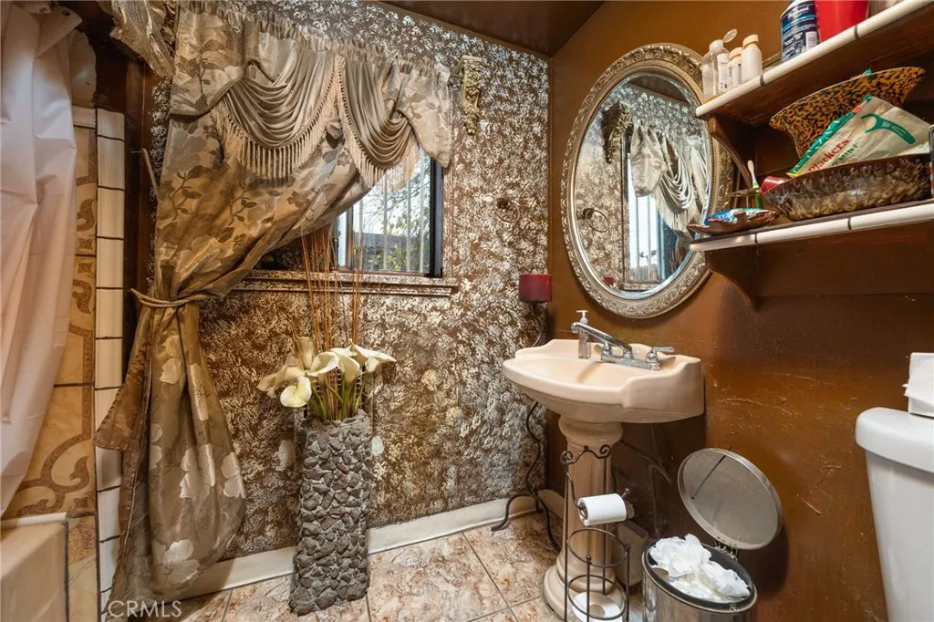 19597 Jurupa Avenue, Bloomington, California 92316 home-pic-13