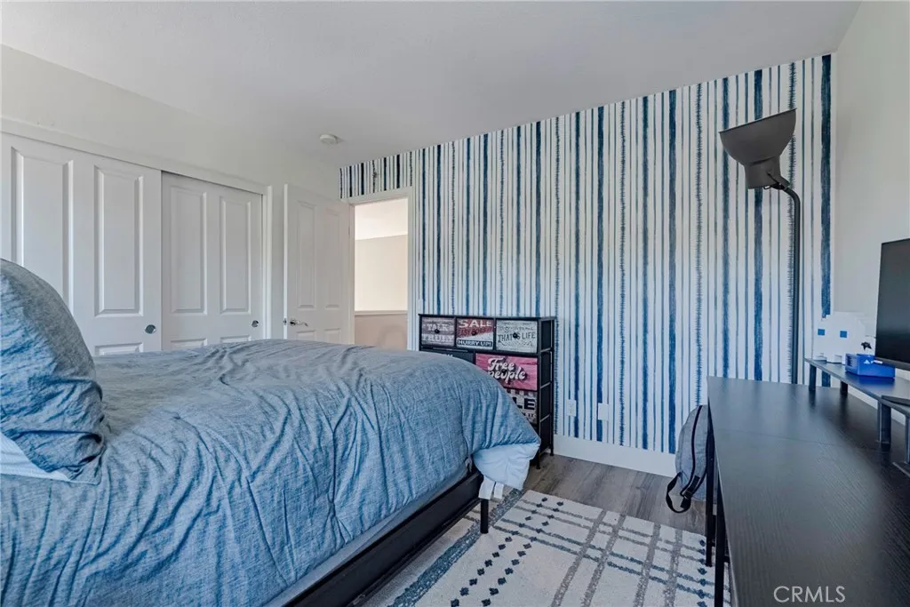 19639 Ellis Henry, Newhall, California 91321 home-pic-33