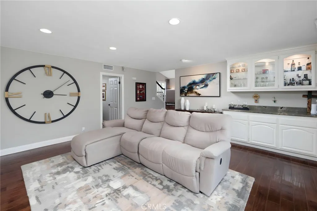 4260 Dogwood, Seal Beach, California 90740 home-pic-15