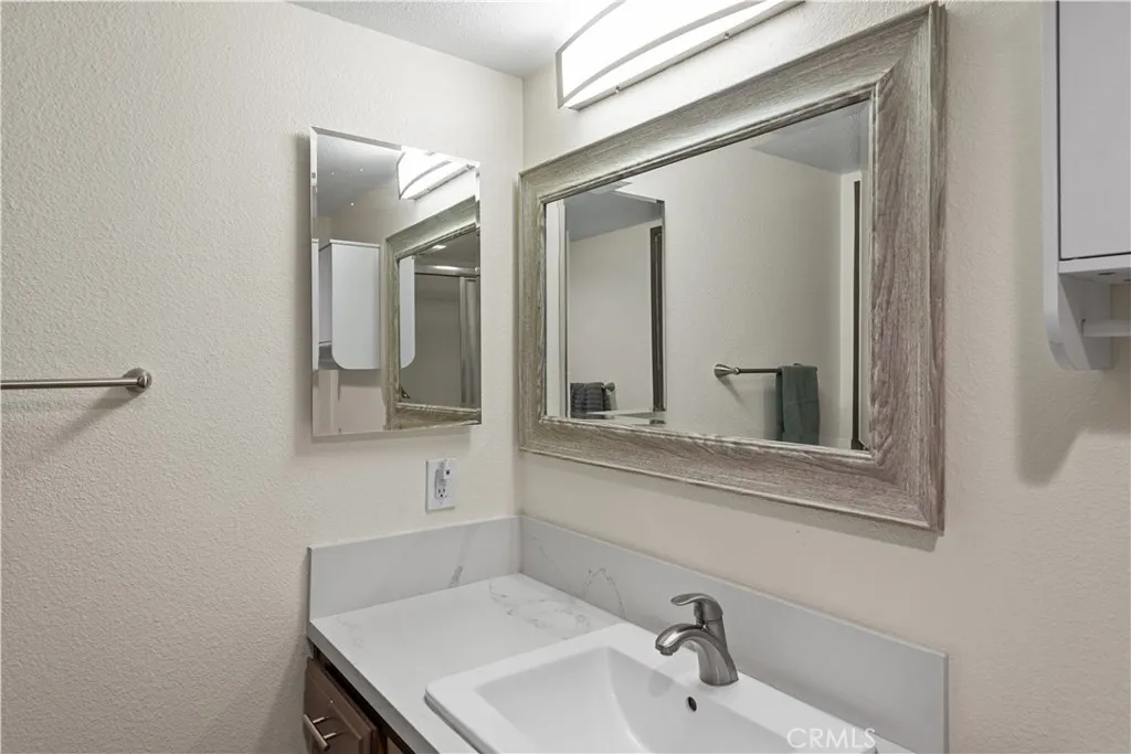24055 W Paseo Del Lago 253, Laguna Woods, California 92637 home-pic-16