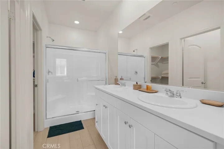 16570 Wyndham 12, Fontana, California 92336
