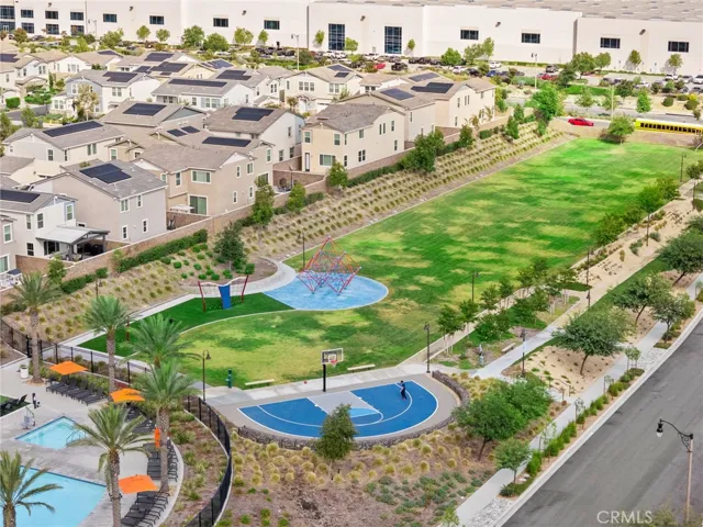 16570 Wyndham 12, Fontana, California 92336