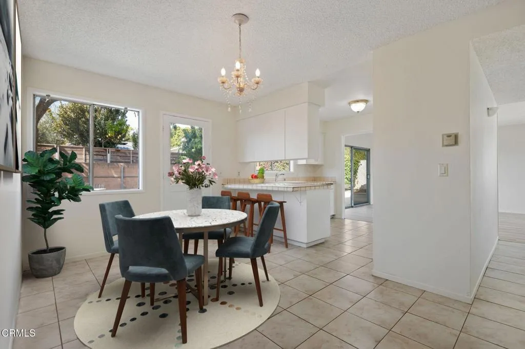 143 Taft Avenue, Ventura, California 93003 home-pic-16