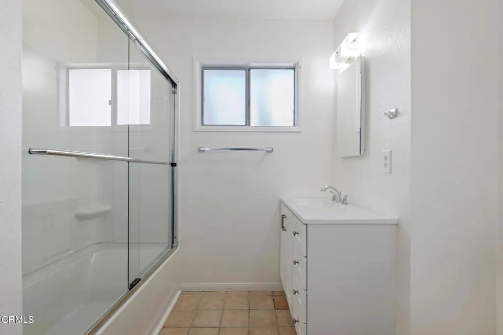 143 Taft Avenue, Ventura, California 93003 home-pic-21