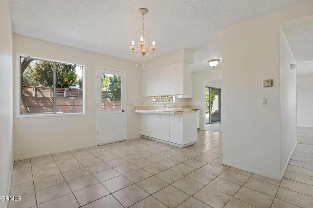 143 Taft Avenue, Ventura, California 93003 home-pic-15