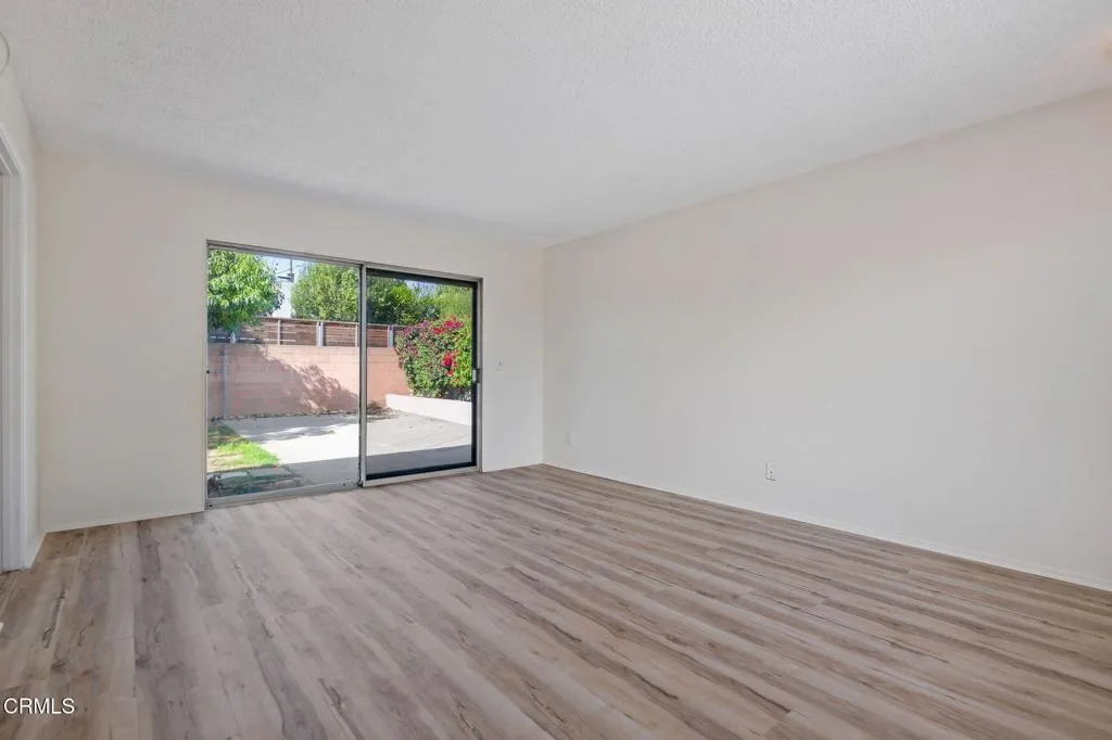 143 Taft Avenue, Ventura, California 93003 home-pic-5