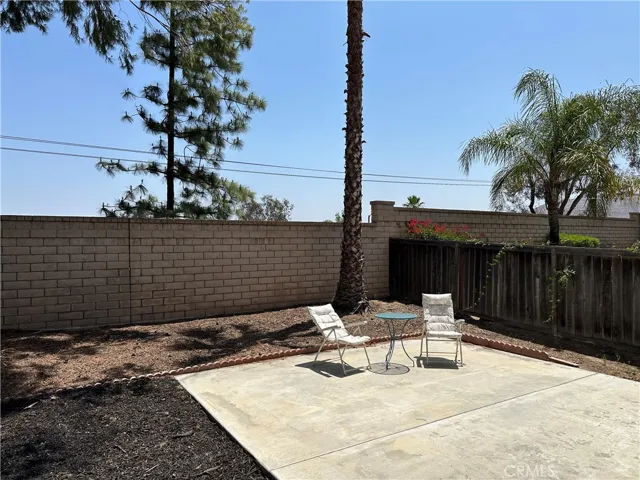 323 Camden Court, Corona, California 92879