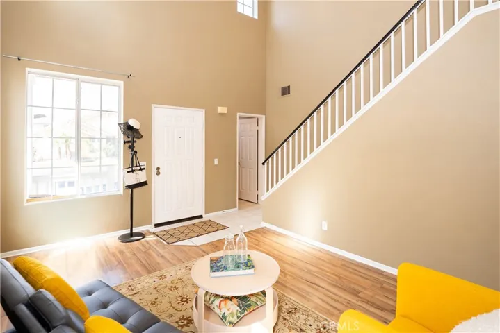 323 Camden Court, Corona, California 92879