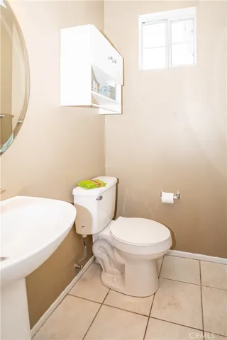 323 Camden Court, Corona, California 92879