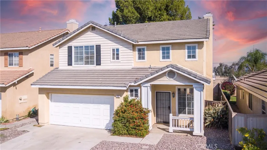 323 Camden Court, Corona, California 92879