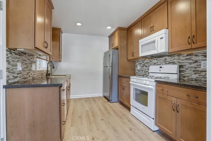 87 E Foothill, San Luis Obispo, California 93405