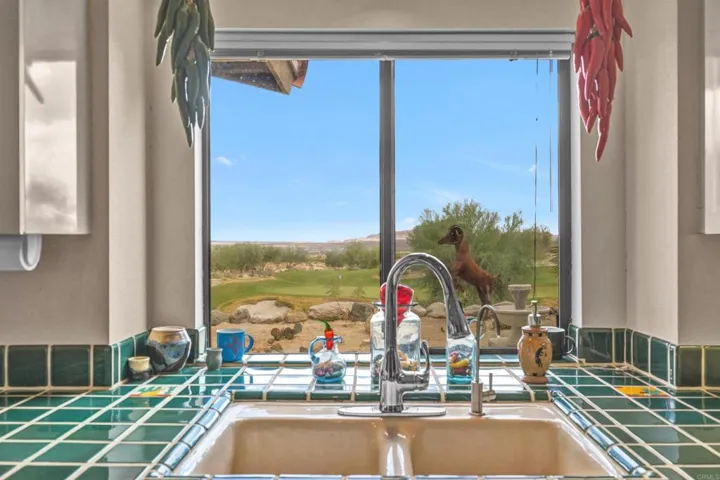 3215 Roadrunner Drive S, Borrego Springs, California 92004