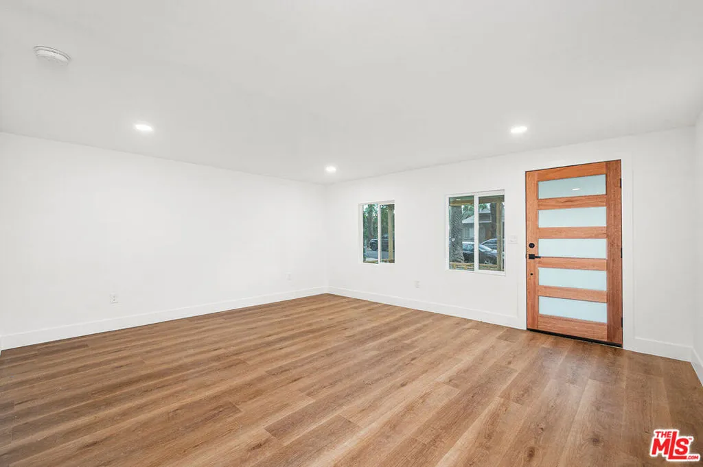 3663 Roosevelt Street, Riverside, California 92503 home-pic-4