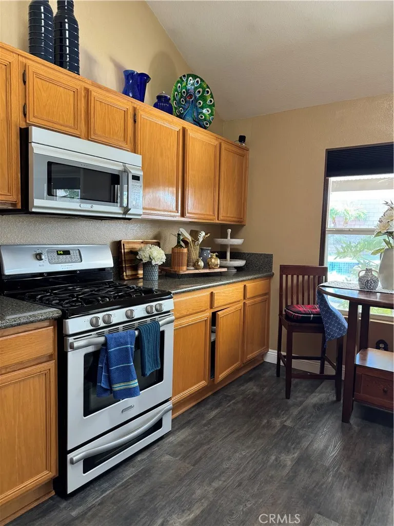 1806 Madison, Redlands, California 92374 home-pic-28