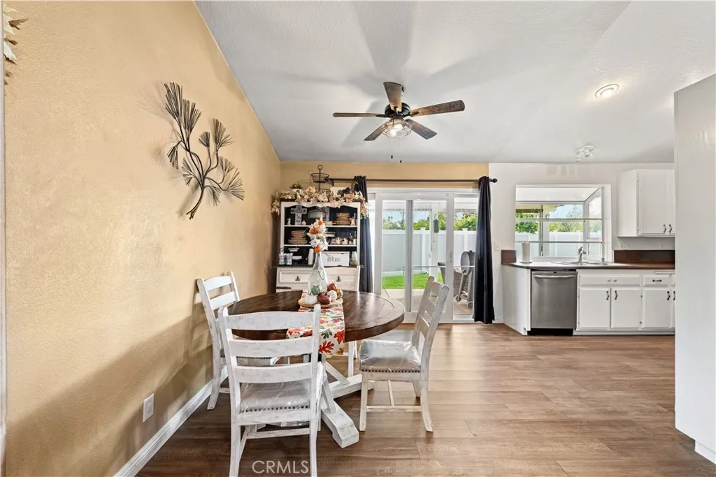 6552 Farmington Drive, Riverside, California 92504 home-pic-4