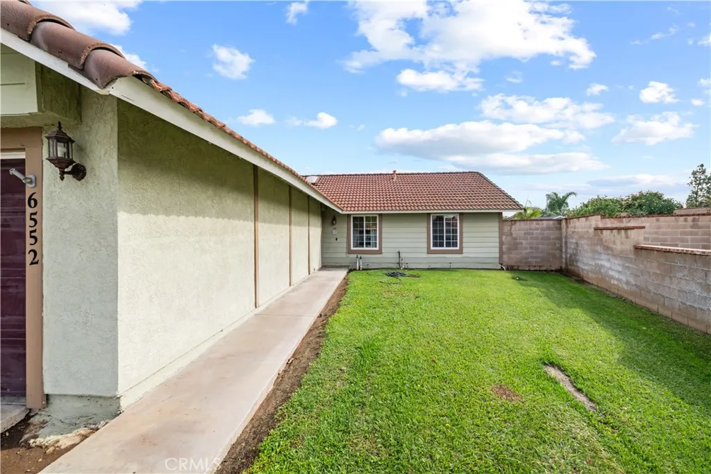 6552 Farmington Drive, Riverside, California 92504 home-pic-48