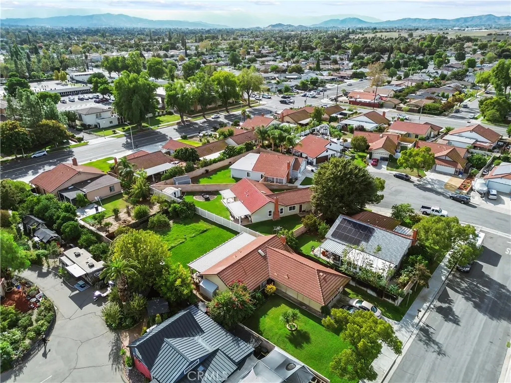 6552 Farmington Drive, Riverside, California 92504 home-pic-13