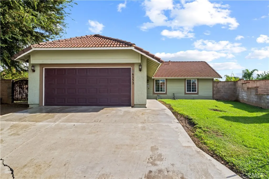 6552 Farmington Drive, Riverside, California 92504 home-pic-44