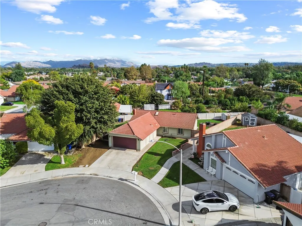 6552 Farmington Drive, Riverside, California 92504 home-pic-8