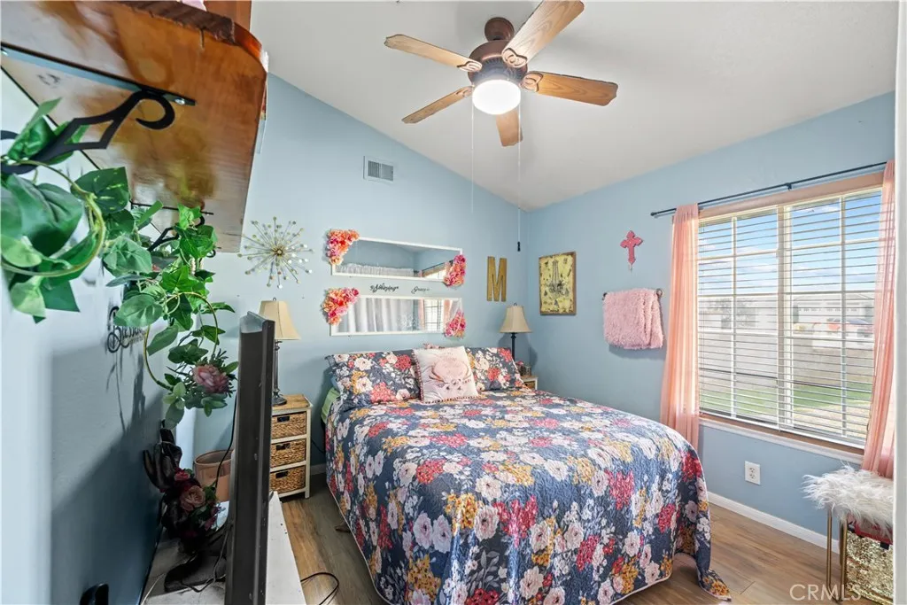 6552 Farmington Drive, Riverside, California 92504 home-pic-26