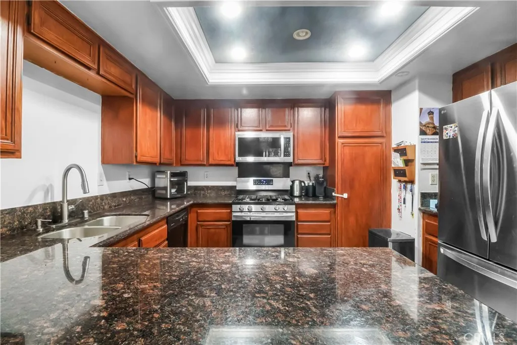 2432 Moon Dust Dr Unit B B, Chino Hills, California 91709 home-pic-9