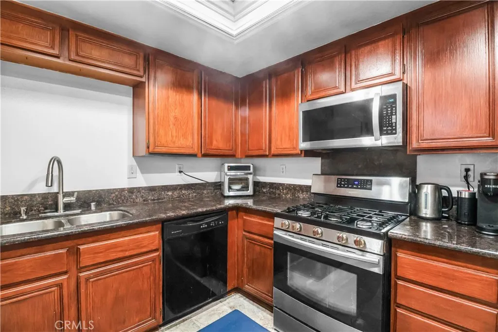 2432 Moon Dust Dr Unit B B, Chino Hills, California 91709 home-pic-8