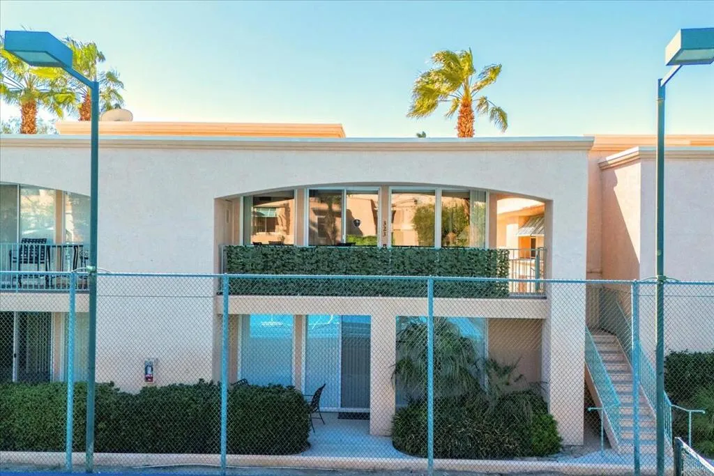 1555 N Chaparral Road 323, Palm Springs, California 92262 home-pic-8