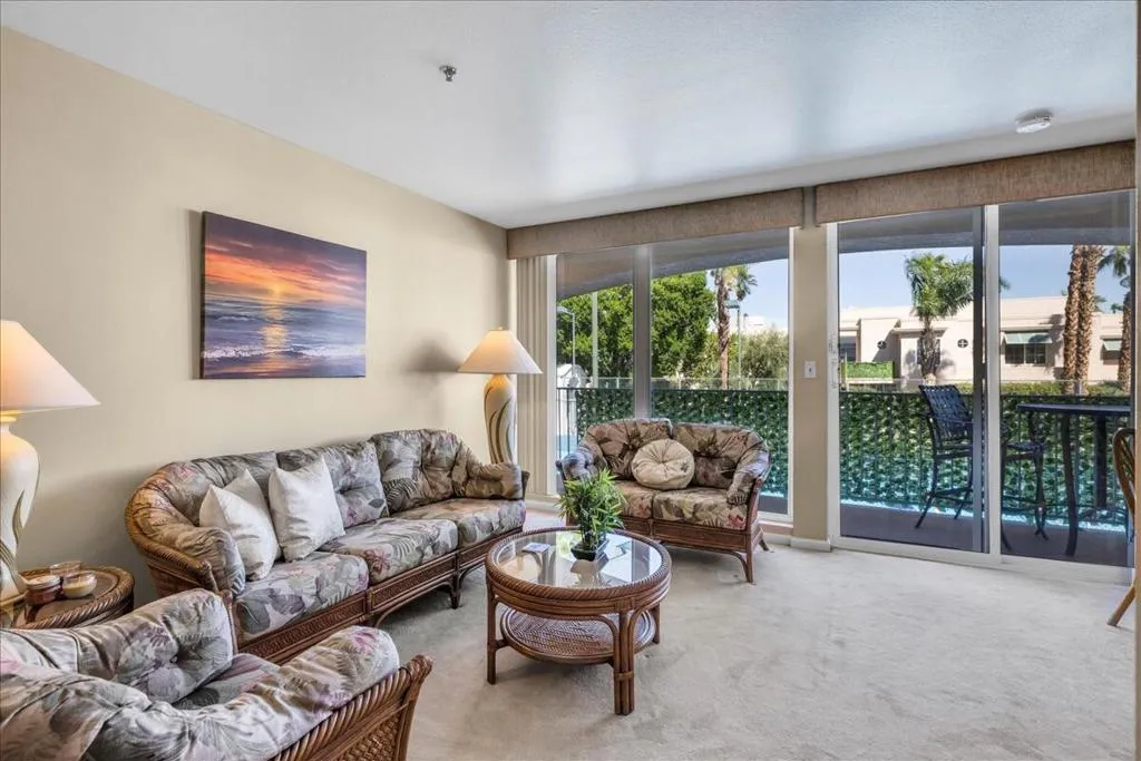 1555 N Chaparral Road 323, Palm Springs, California 92262 home-pic-5