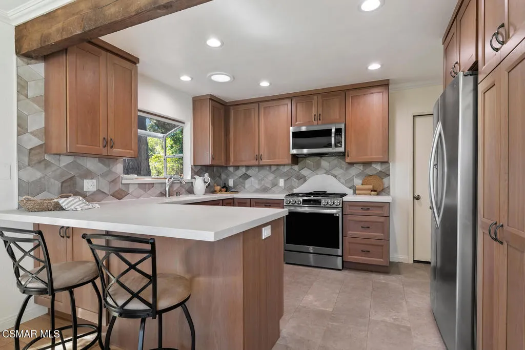978 Bower Way, Thousand Oaks, California 91360 home-pic-7