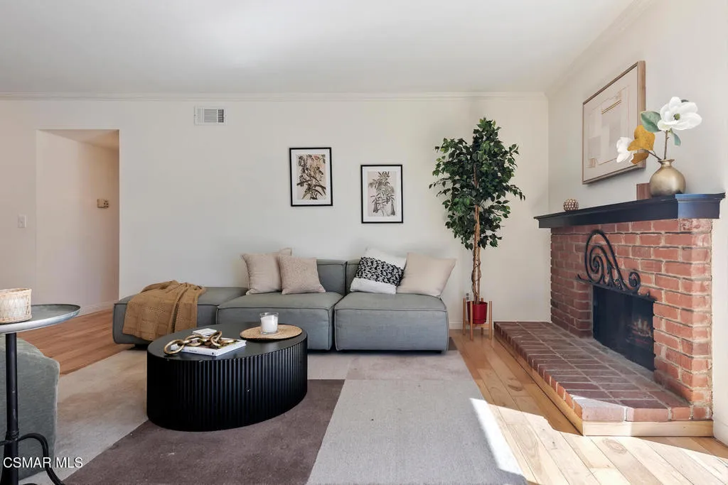 978 Bower Way, Thousand Oaks, California 91360 home-pic-6
