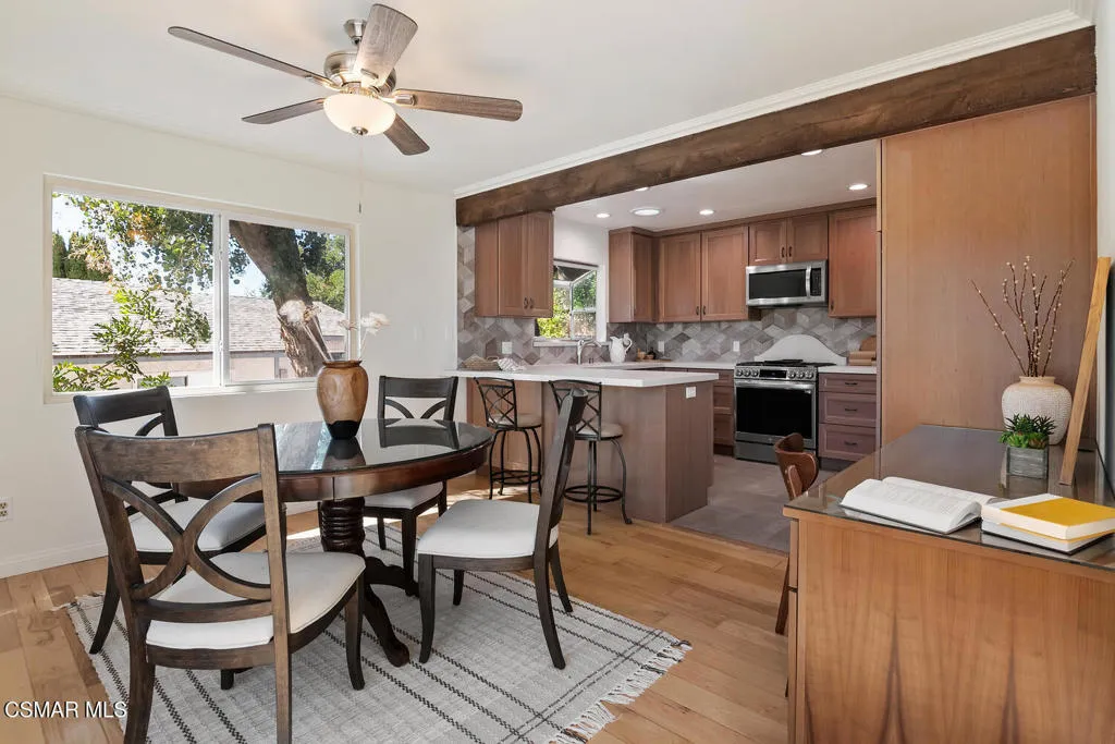 978 Bower Way, Thousand Oaks, California 91360 home-pic-2