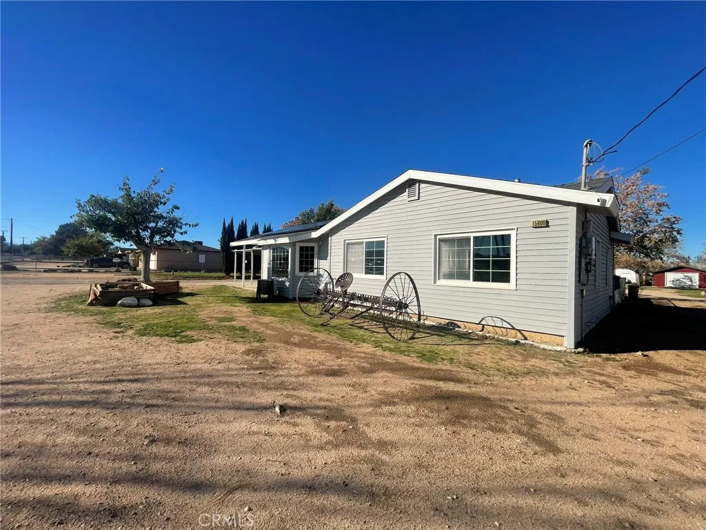 15900 Mesquite, Hesperia, California 92345 home-pic-2