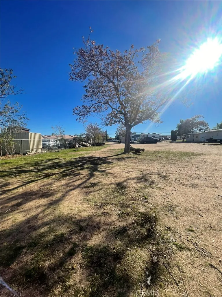15900 Mesquite, Hesperia, California 92345 home-pic-24