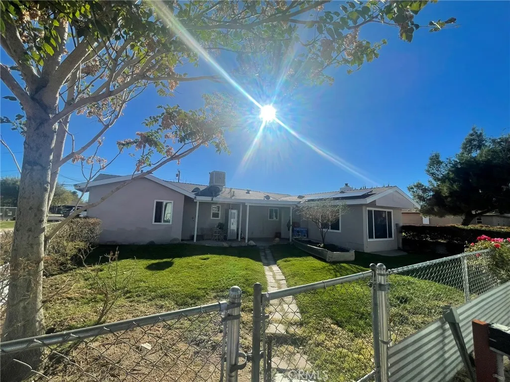 15900 Mesquite, Hesperia, California 92345 home-pic-6