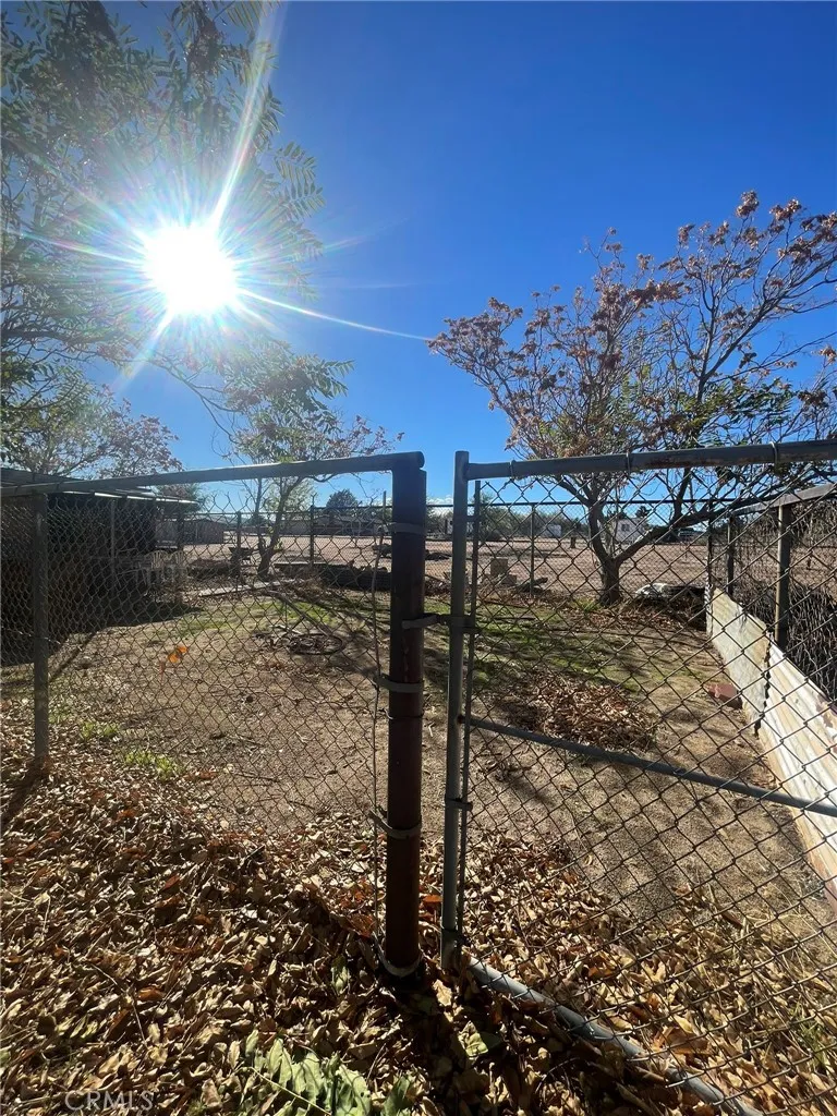15900 Mesquite, Hesperia, California 92345 home-pic-27