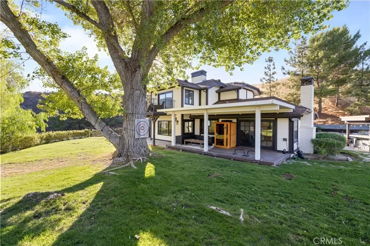 16337 Ravenglen Road, Canyon Country, California 91387