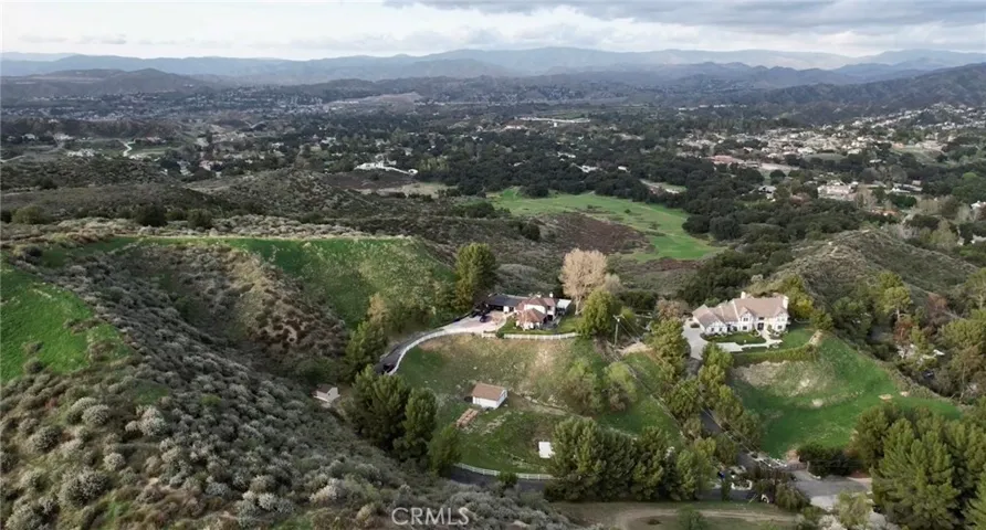 16337 Ravenglen Road, Canyon Country, California 91387