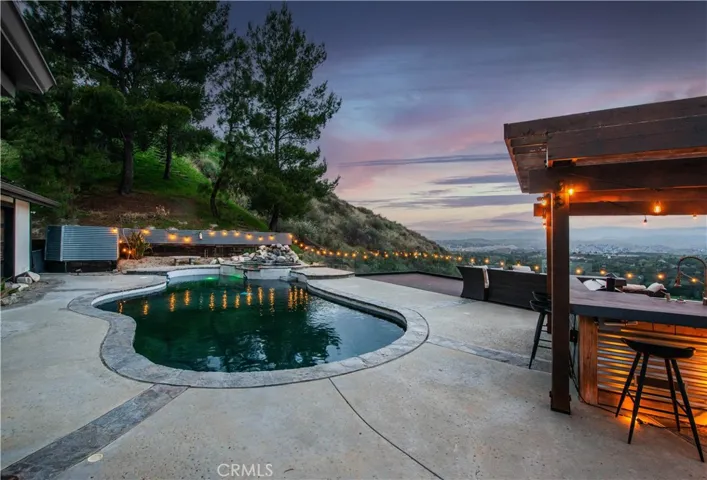 16337 Ravenglen Road, Canyon Country, California 91387
